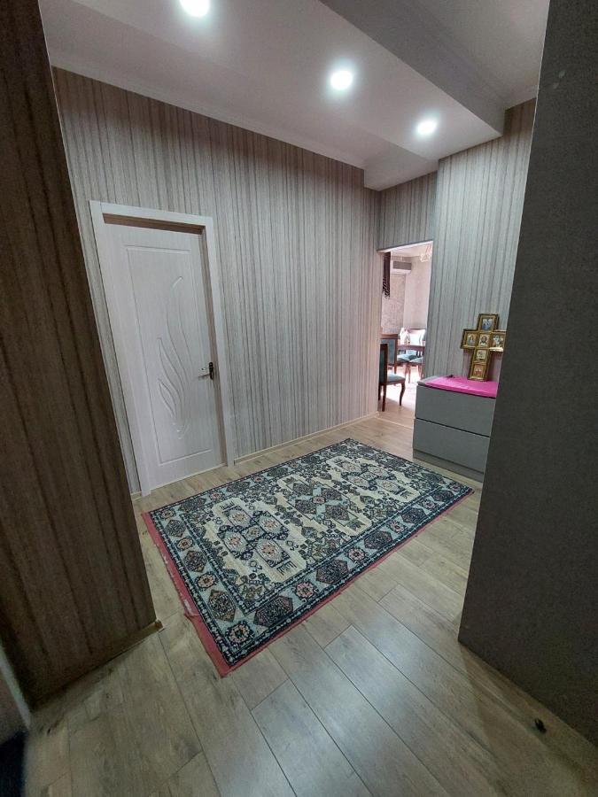 Avto'S Apartment In The Centre Of Kutaisi Exterior photo